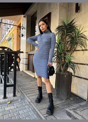 Серое вязаное платье с горловиной серого цвета 30210 No Brand однотонное