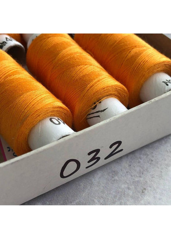 032 Нити в катушках, для шитья 100% полиэстер 40/2 (боб 200м) Plus-plus (354795332)