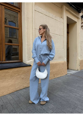 Жіночий блакитний костюм No Brand (358907646)