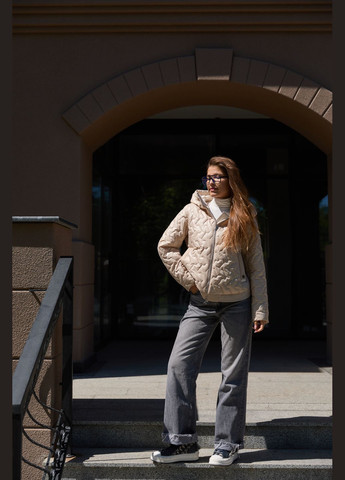 Бежевая демисезонная куртка MN