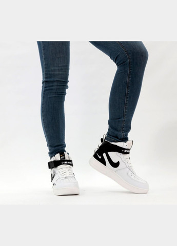 Білі Зимовий кросівки зимові чоловічі і жіночі nike air force 1 utiliti winter white black fur | найк аір форс 1 високі білі чорні з хутром No Brand