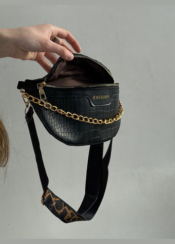 Женская сумка FASHION бананка кросс-боди на ремешке через плечо черная No Brand (292631136)