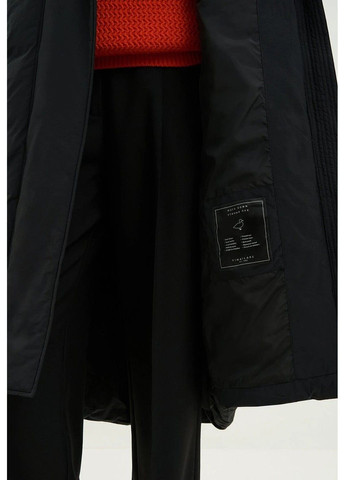 Чорний зимній Пуховик Finn Flare