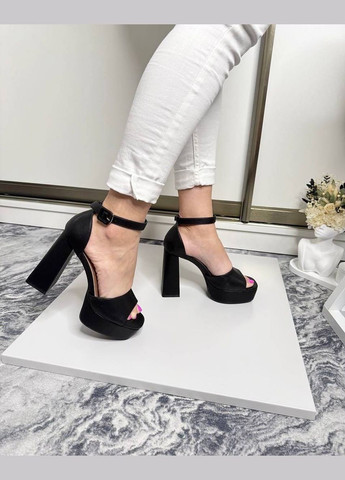 Черные элегантные женские босоножки No Brand