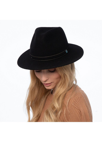 Капелюх федора жіночий з ремінцем фетр чорний МЕДОУ LuckyLOOK 653-314 (322791628)