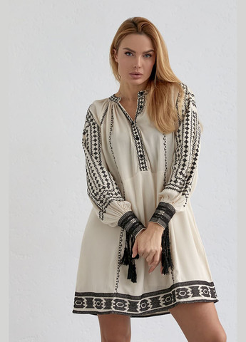 Бежевый зимний женское вышитое платье мария ESQ 1658