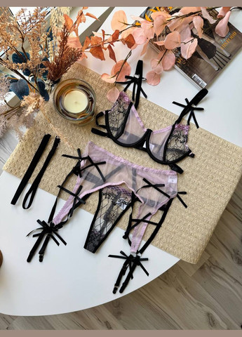 Лавандовый комплект женского белья боди с чулками Simply sexy