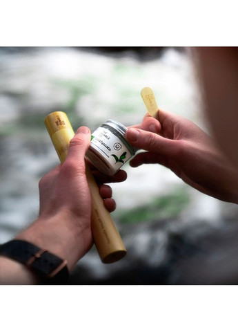 Натуральна зубна паста ремінералізувальна в скляній банці "З активованим вугіллям" Сharcoal Toothpaste 50ml (2-907568) The Humble Co. (369797923)