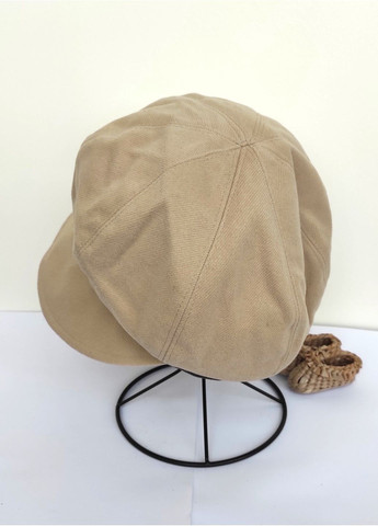 Женская Оверсайз Кепка Элегантная Классическая Осенняя Шляпа с Широкими Полями и Декором No Brand жіноча кепка з широким козирком (364301684)