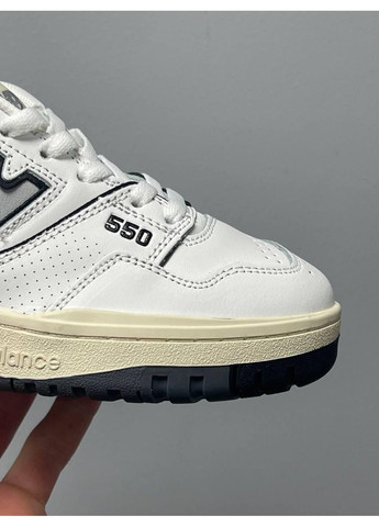 Сірі Осінні кросівки чоловічі new balance 550 white black grey logo нью беланс 550 No Brand