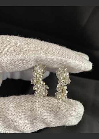 Серьги с бисером белого цвета застежка-пусет 33350 No Brand (334302512)