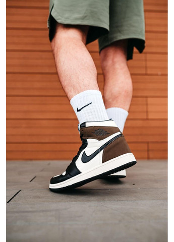 Білі Осінні кросівки чоловічі nike air jordan 1 retro two dark mocha найк аір джордан No Brand