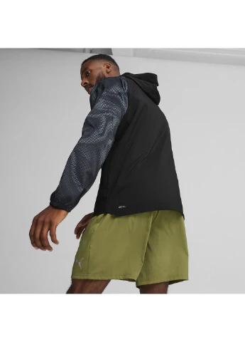 Чорна демісезонна куртка run favorite men's jacket Puma