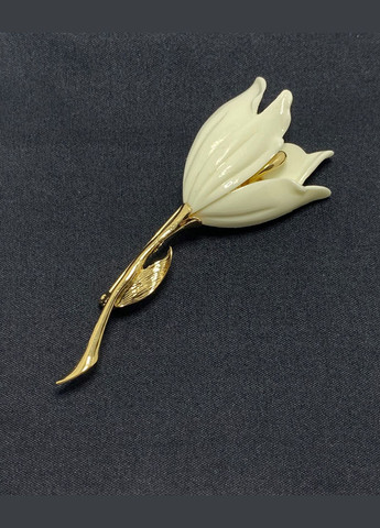 Брошь/шпилька женская лилия бело-золотая Xuping Jewelry (330618931)