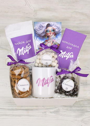 Подарунковий бокс на День народження "Мілфа" подрузі, сестрі, дівчині, жінці (8-1374) Кукумбер (324416360)