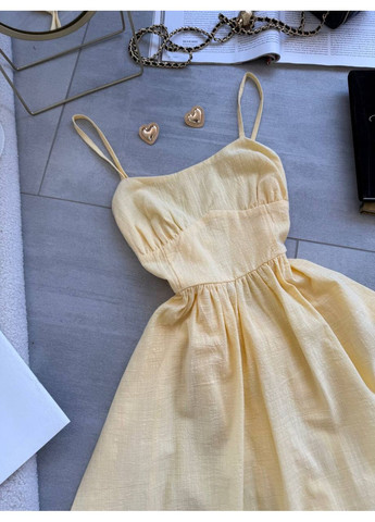 Желтое праздничный платье Vione однотонное