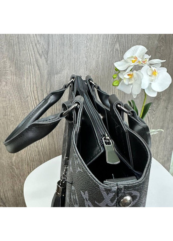 Жіноча сумка з брелоком чорна наплічна з екошкіри ProDobro (366030860)