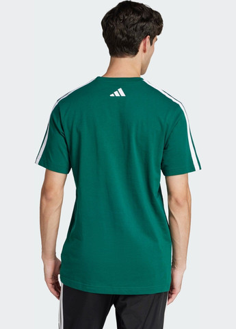 Зелена футболка codes collegiate linear graphic adidas