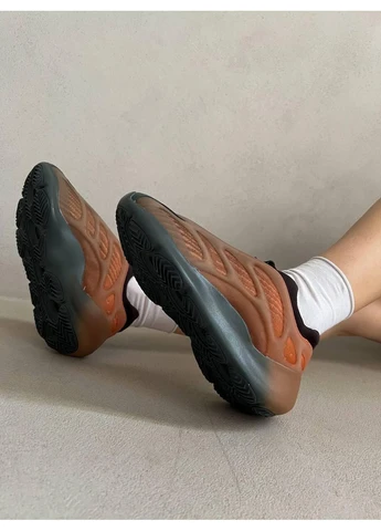Комбіновані літні кросівки adidas yeezy boost 700 v3 fade адідас ізі буст No Brand