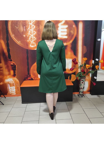 Зеленое кэжуал платье j.london праздничная вискоза длинный рукав стразы 44 изумруд J. London