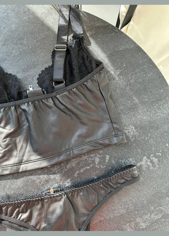 Чорний демісезонний комплект білизни бюстгальтер-топ + трусики No Brand