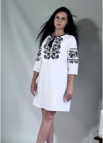 Белая женское синее платье вышиванка с рукавом 3/4 узор орнамент прямой вискоза (355463848)