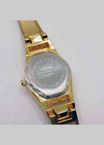 Наручний годинник '' жіночий кварцовий металевий ремінець () Q&Q F167-004 (305391375)