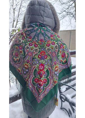 Украинский платок на Рождество 110см плюс торочки, зеленый платок No Brand (366817544)