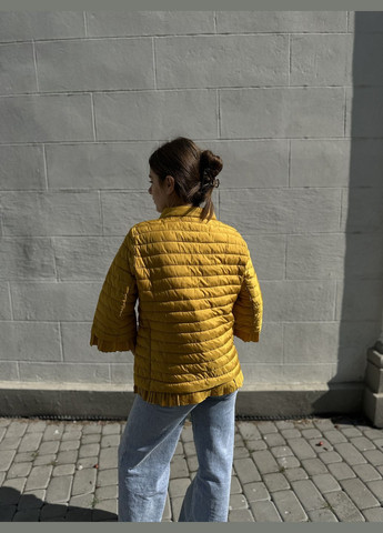 Желтая демисезонная куртка FLY