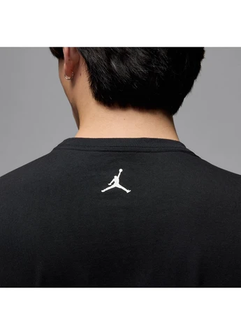 Чорна футболка brand photo ss crew black hj2354-010 Air Jordan