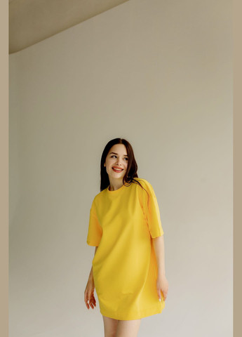 Оверсайз футболка чимчикує дах жовта nadiupishou (337990772)