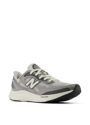 Серые летние мужские кроссовки maristg4 серый ткань New Balance