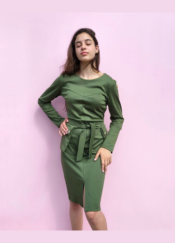 Зелена повсякденний сукня зелене з накладними кишенями, на поясі 6096 l (46) Алеся