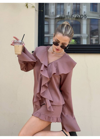 Женский костюм з воланами No Brand (349744818)