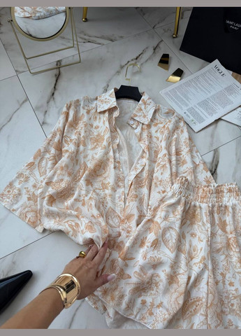 Літній легкий костюм двійка у розмірі 42-46, літньому бежевому принті No Brand 1236-2 (338187785)