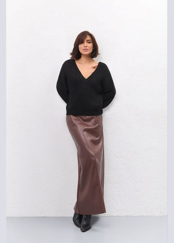 Чорний демісезонний жіночий об'ємний джемпер зі спущеною лінією плеча (1619) Triko Bakh