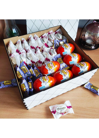 Бокс с Kinder JOY и сладостями для ребенка или девушки на день рождения Новый год 8 марта (ar318) No Brand (368711187)