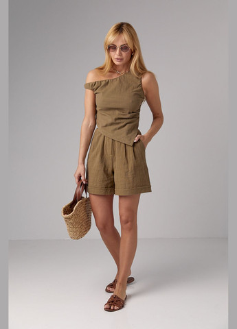 Жіночий лляний костюм із шортами та асиметричним топом - чорний Lurex (297579061)