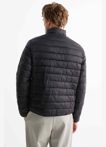 Чорна демісезонна демісезонна чоловіча куртка без капюшона чорна 2223912-1 C&A