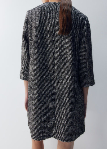 Черно-белое платье H&M в полоску