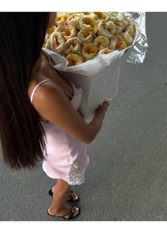 Розовое кэжуал шелковое мини платье декорировано кружевом платье-майка Adelante однотонное