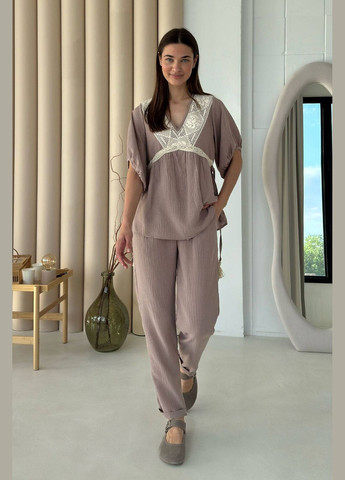 Кофейная блуза Nenka