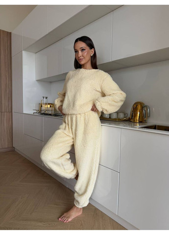 Бежева зимня піжама жіноча кофта + брюки KaraMix