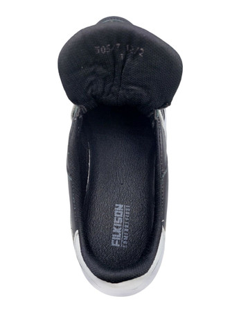 Черные всесезонные кроссовки Konors