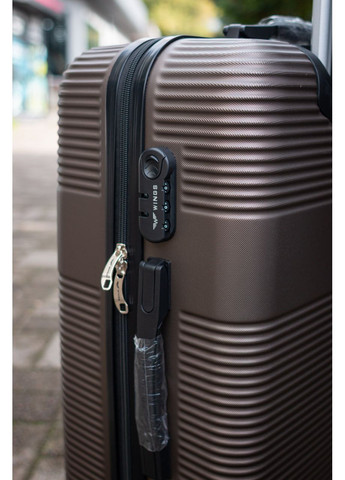 Валіза пластикова ручна поклажа S, колір чорний Wings 5398 (365715887)