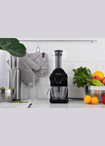 Соковыжималка шнековая 200Вт, чаша 0.6л, жмых-0.7л, пластик/металл, черно-серебристый Ardesto (315600753)