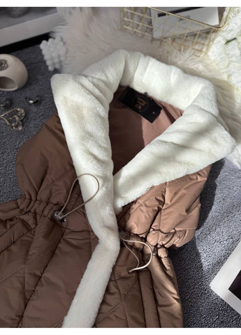 Женская жилетка с экохутром MonCher (358067907)