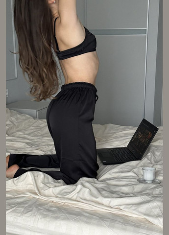 Черная всесезон пижама из шелка с топом и брюками – paris kari shop atelier (192pj-20sp-bl) Ova Ova Brand