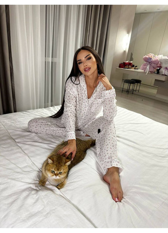 Біла всесезон піжама жіноча муслінова сорочка + брюки Style Point