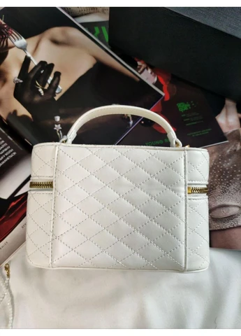 Жіноча сумка Gaby Vanity Lacquered Leather Shoulder Bag White No Brand (371188232)